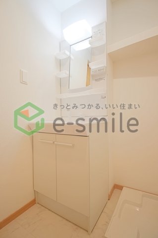 洗面設備　※同建築シリーズの内装写真となります。 ※参考イメージのため