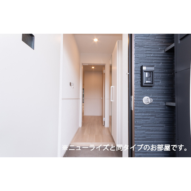 岐阜市 2階建 新築の玄関写真