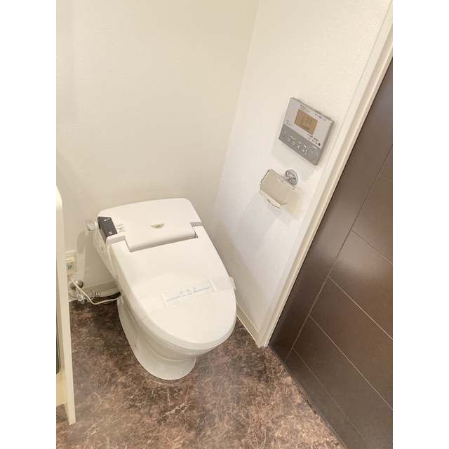 トイレ　コンパクトで使いやすいトイレです