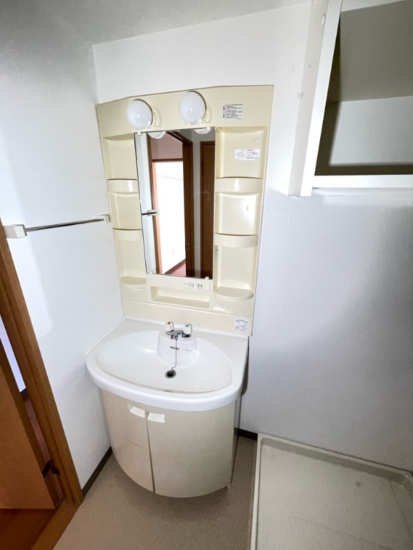 洗面設備　※他部屋参考写真