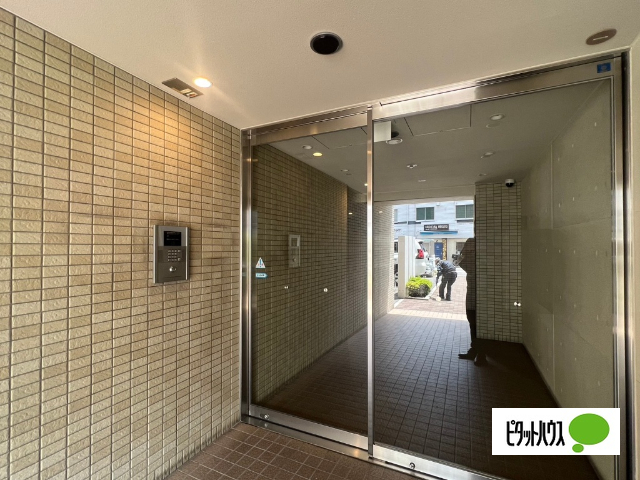 デセンテ北梅田の外観写真