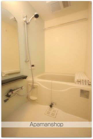 ＪＲ関西本線 ＪＲ難波駅 徒歩8分 15階建 築6年の風呂写真