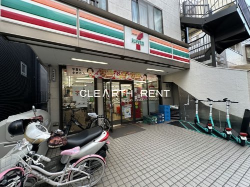 コンビニ　セブンイレブン 大田区蒲田1丁目店（コンビニ）まで332m
