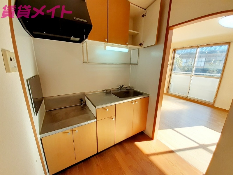 キッチン　同物件別室写真