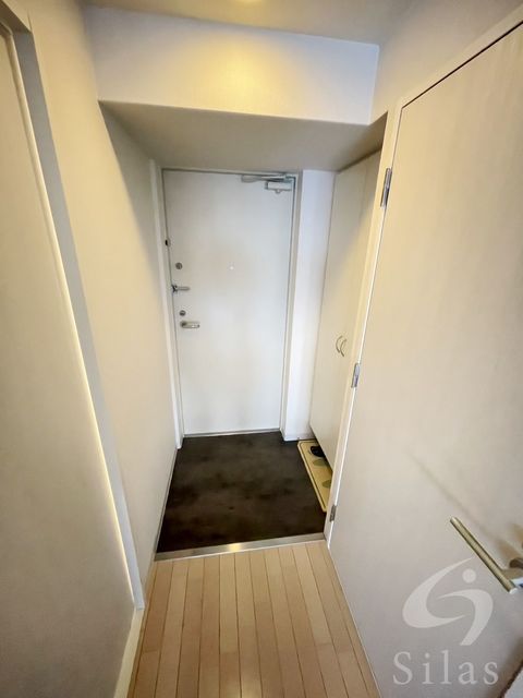 地下鉄御堂筋線 長居駅 徒歩2分 15階建 築15年の玄関写真