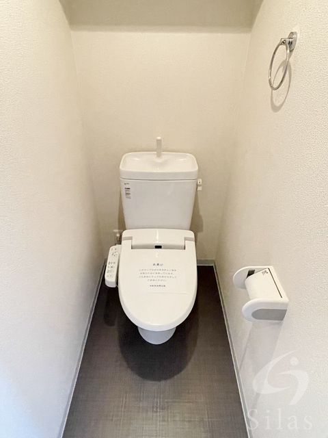 地下鉄御堂筋線 長居駅 徒歩2分 15階建 築15年のトイレ写真