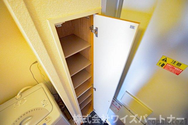 その他　同シリーズの類似となります。現況を優先致します。