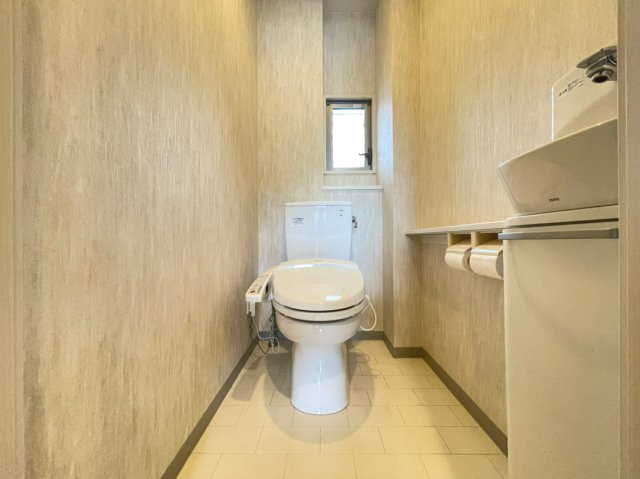 豊中市東泉丘1丁目テラスハウスのトイレ写真