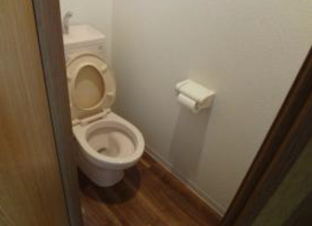 トイレ　※同施工会社のイメージ写真※