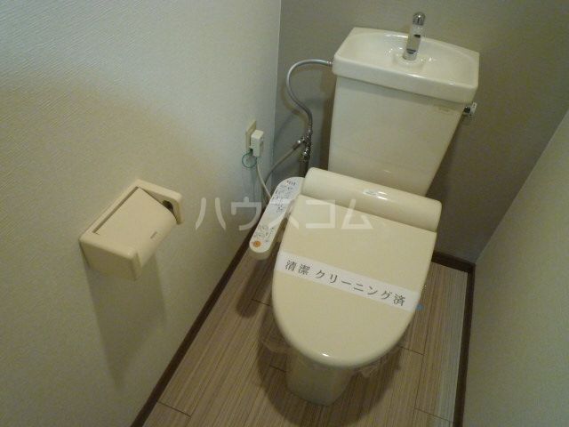 ラヴィアン名駅のトイレ写真