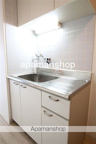 地下鉄四つ橋線 四ツ橋駅 徒歩5分 12階建 築28年のキッチン写真