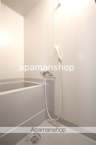 地下鉄四つ橋線 四ツ橋駅 徒歩5分 12階建 築28年の風呂写真