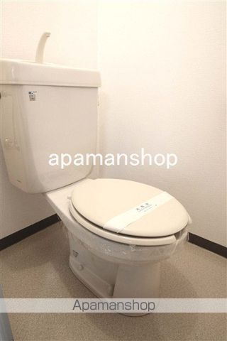 地下鉄四つ橋線 四ツ橋駅 徒歩5分 12階建 築28年のトイレ写真