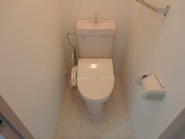 トイレ　シンプルで使いやすいトイレです