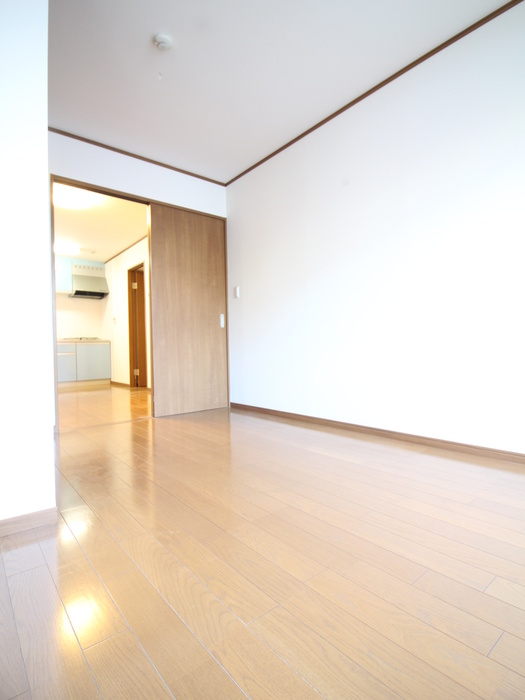 タイム尾山台の居間写真