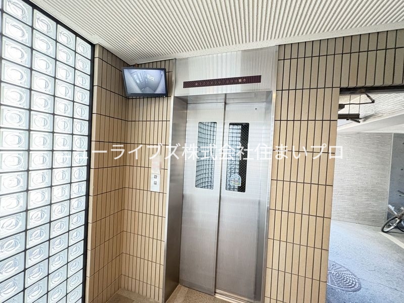 京阪本線 香里園駅 徒歩20分 11階建 築35年の外観写真