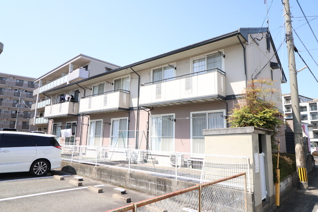 建物外観　日当たりの良いバルコニー
