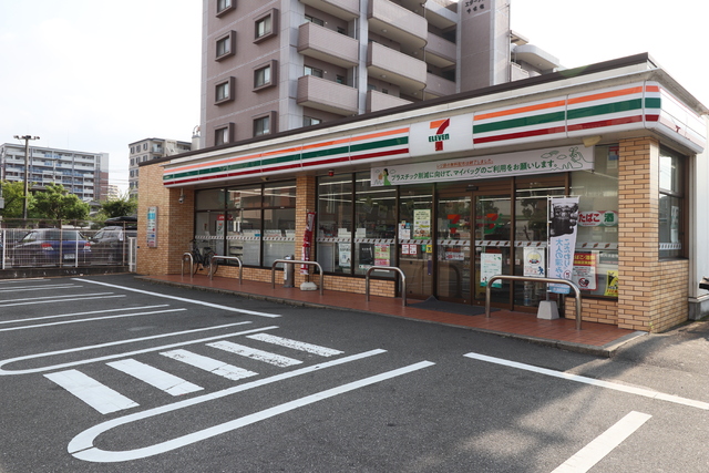 コンビニ　セブンイレブン那珂川中原２丁目店（コンビニ）まで170m