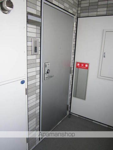 グランド・ガーラ新横浜Southの玄関写真