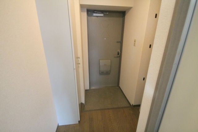 エスリード都島の玄関写真