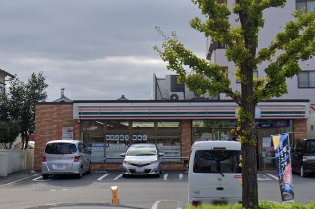 コンビニ　セブンイレブン足立栗原4丁目店（コンビニ）まで265m