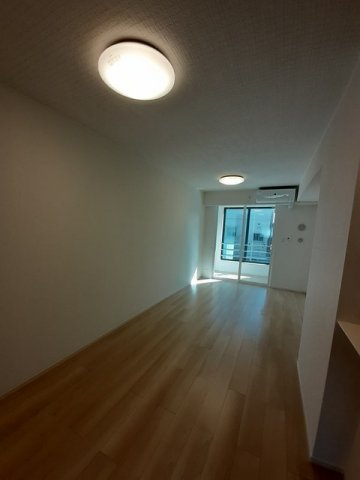 アレーズIIの居間写真