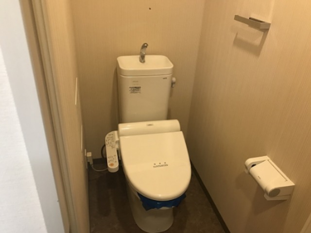 トイレ　別部屋参考