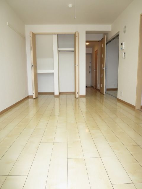 京王線 中河原駅 徒歩13分 4階建 築16年の居間写真