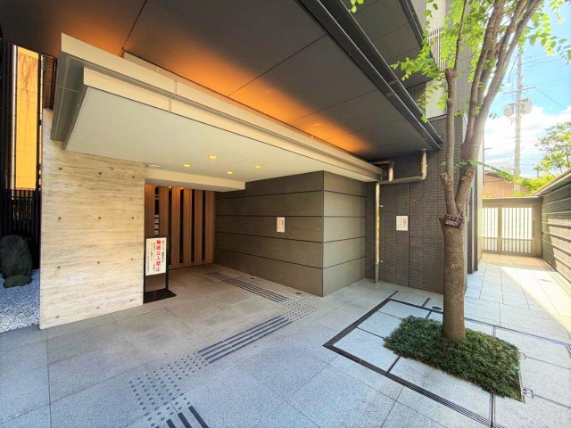 プレミスト京都烏丸御池III番館の外観写真