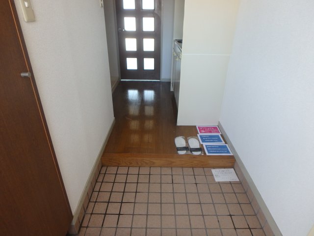 エトワール・Kの玄関写真