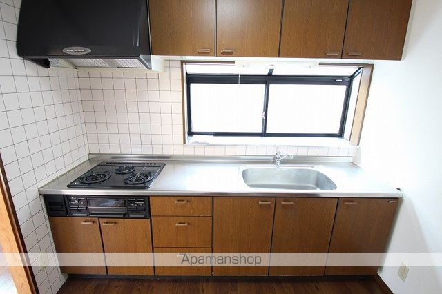 田中町戸建のキッチン写真