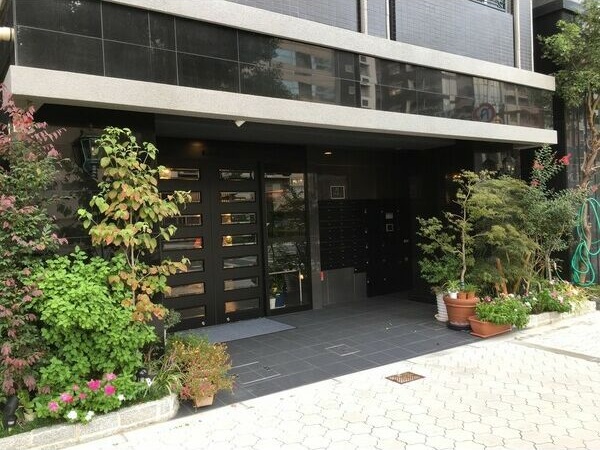 地下鉄谷町線 天満橋駅 徒歩7分 11階建 築9年の外観写真