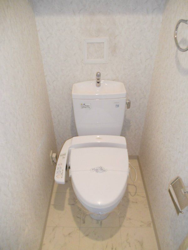 トイレ　トイレ