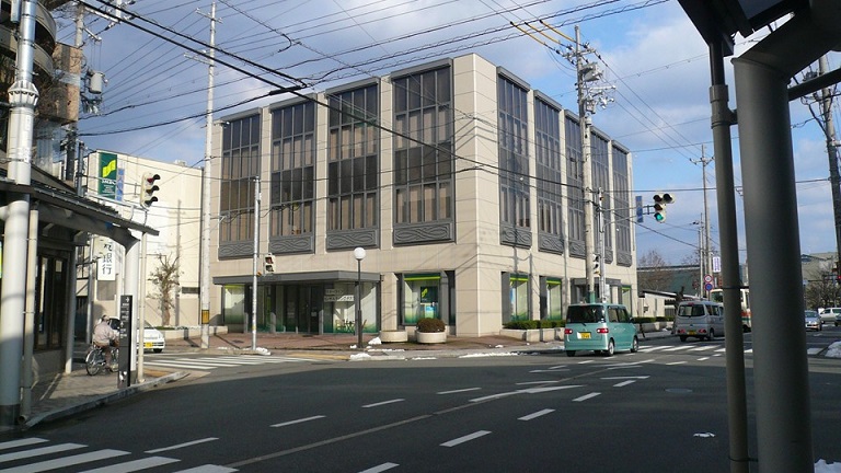 銀行　三井住友銀行 豊岡支店（銀行）まで232m