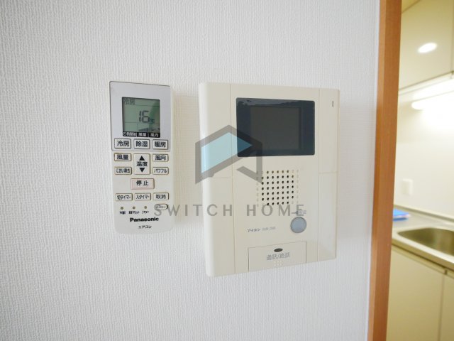 セキュリティ　モニター付きインターホン