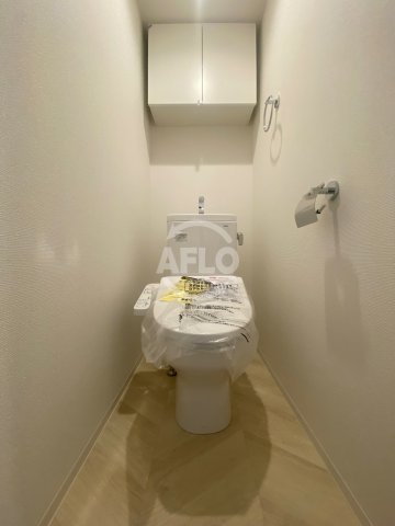 トイレ　セレニテ本町リアン　トイレ