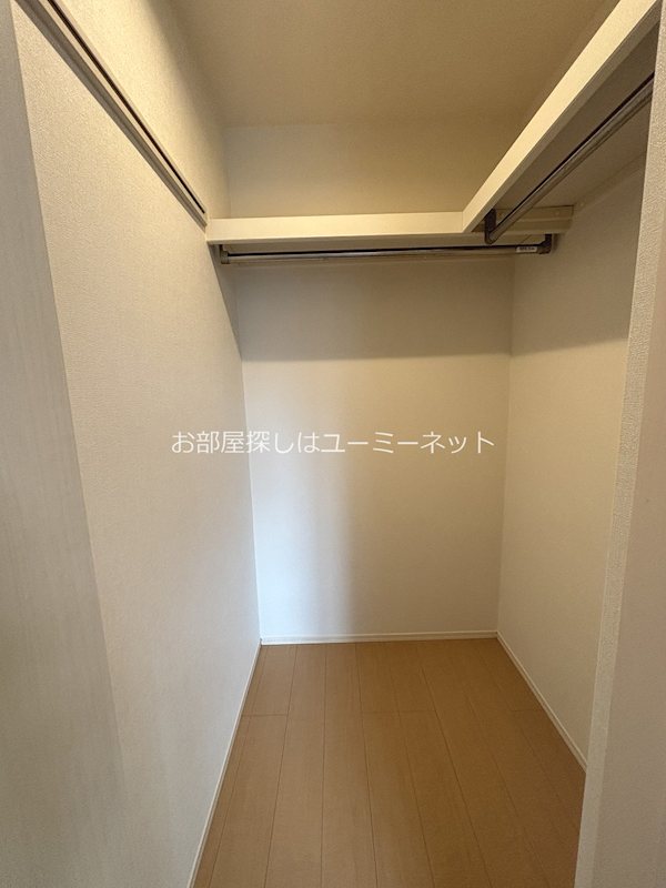 収納　ウォークインクローゼット