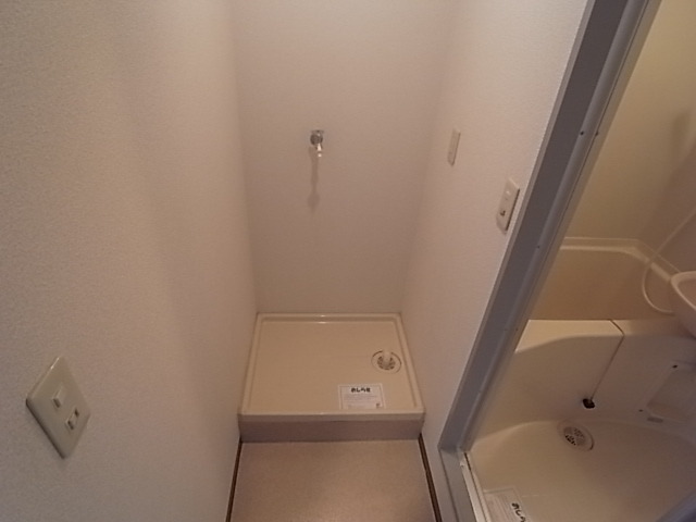 その他　室内洗濯機置き場付きです。