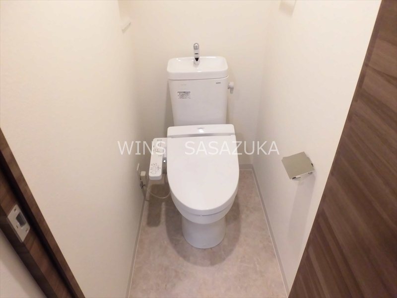 京王線 桜上水駅 徒歩3分 6階建 築11年のトイレ写真