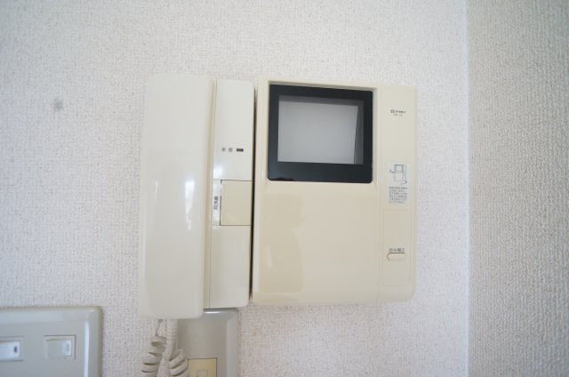 セキュリティ　モニターホンなので来客時も安心！