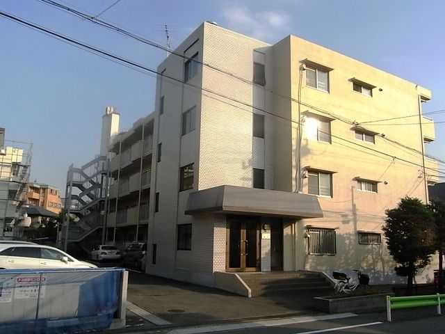 建物外観　きれいな外観