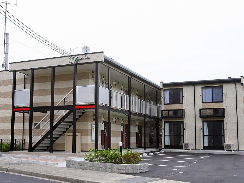 ＪＲ山陽本線 姫路駅 バス乗車時間：18分 最寄りバス停で下車 徒歩7分 築20年