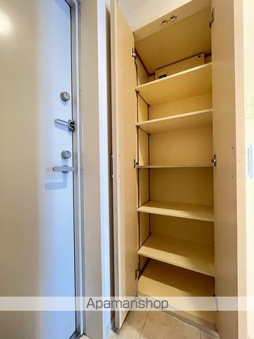 ベレーサ金山の玄関写真