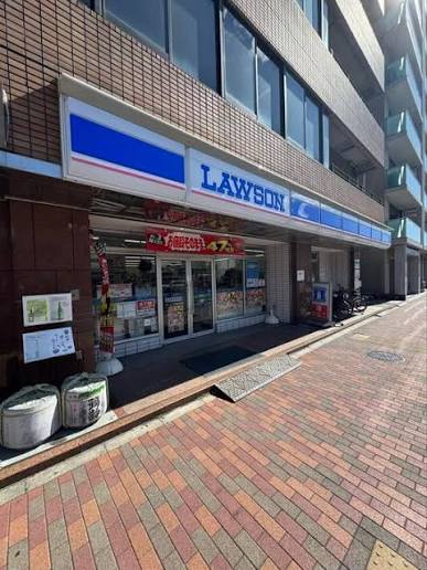 コンビニ　ローソン江東清澄店（コンビニ）まで292m