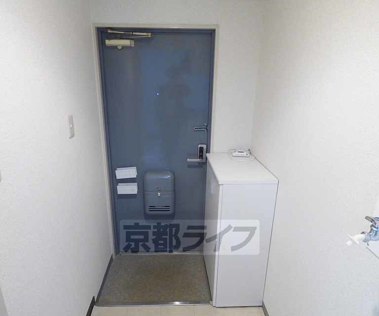 玄関　玄関です。