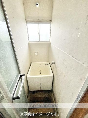名鉄犬山線 徳重・名古屋芸大駅 徒歩25分 2階建 築57年の風呂写真