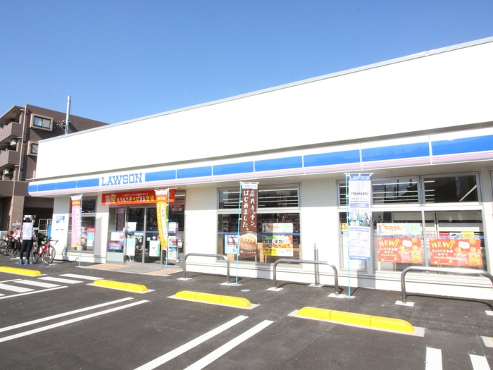 コンビニ　ローソン（コンビニ）まで400m