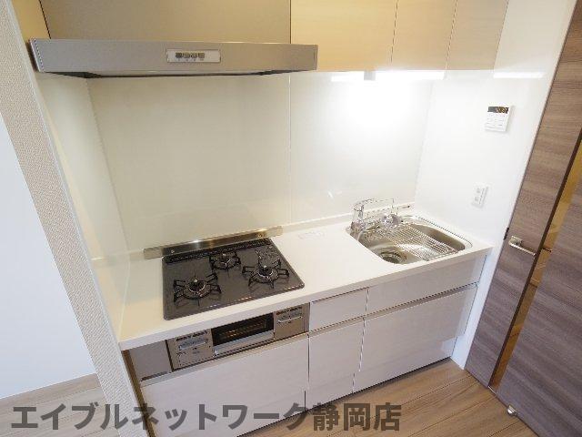 キッチン　キッチンでお料理をお楽しみください