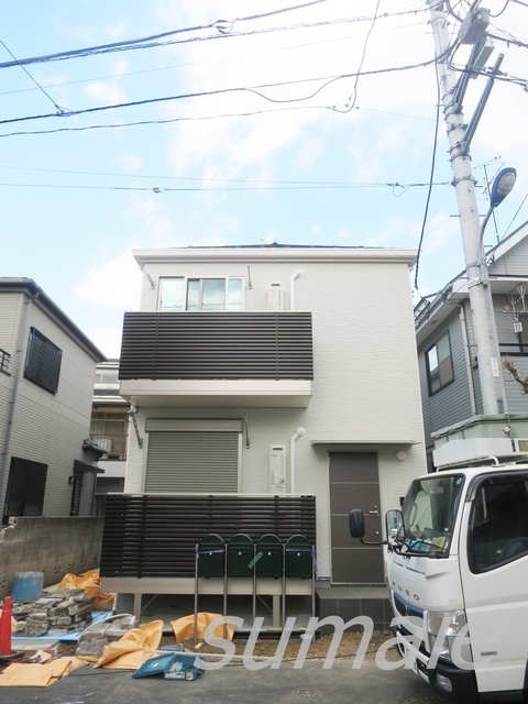 建物外観　スタイリッシュな外観です☆