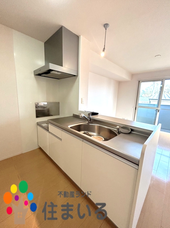 キッチン　※写真は同型タイプとなります